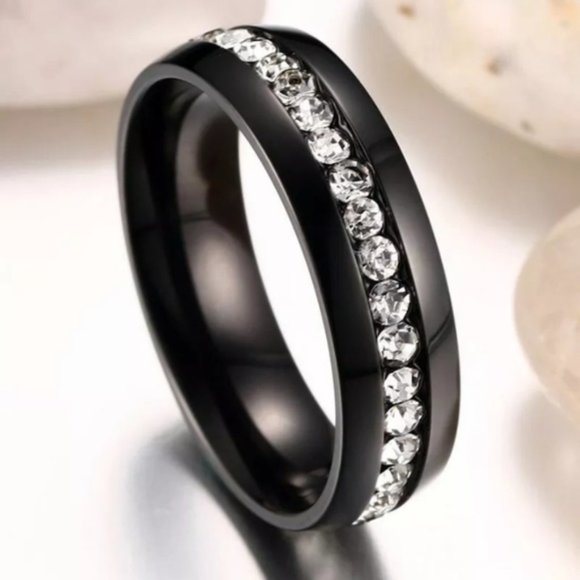 Stainless Steel / Black Ring • Band - Picture 2 of 4